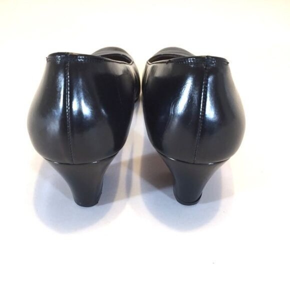 Salvatore Ferragamo Womens Black Block Heel Pumps Cap Toe size 7.5 AA Narrow - Picture 4 of 8